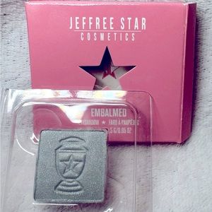 Jeffree Star single shadow Emblemed